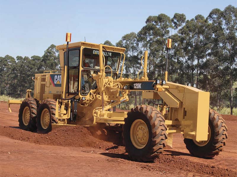 Услуги по аренде автогрейдера Caterpillar 120K в Бресте и Брестской области по низким ценам