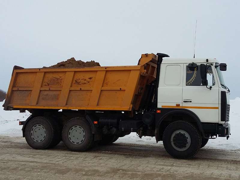 Заказ самосвалов грузоподъемностью 20 тонн в Бресте по низким ценам Услуги по аренде самосвалов грузоподъемностью 20 тонн и доставке песка, щебня, гравия в Бресте по низким ценам