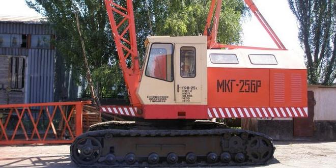 Заказ гусеничного крана МКГ-25БР в Бресте Аренда гусеничного крана МКГ-25БР в Бресте по низким ценам
