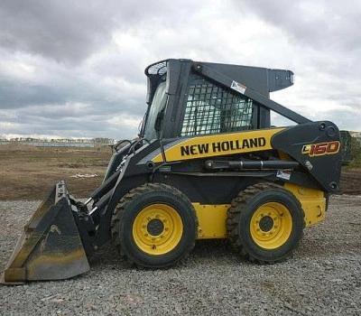 Услуги по аренде мини-погрузчика New Holland L160 в Бресте и Брестской области по низким ценам