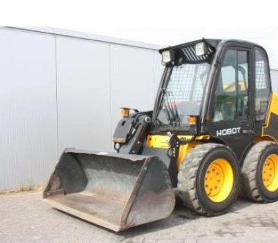 Услуги по аренде мини-погрузчика JCB Robot 160 в Бресте и Брестской области по низким ценам