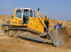 Услуги по аренде бульдозера LIEBHERR PR 734 в Бресте и Брестской области по низким ценам