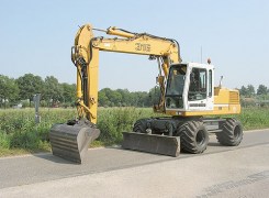 Услуги по аренде экскаватора колесного Liebherr A316 Litronic в Бресте и Брестской области по низким ценам